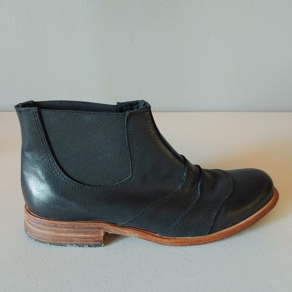 Chelsea Bootie "NEW" - Picture 13 of 13